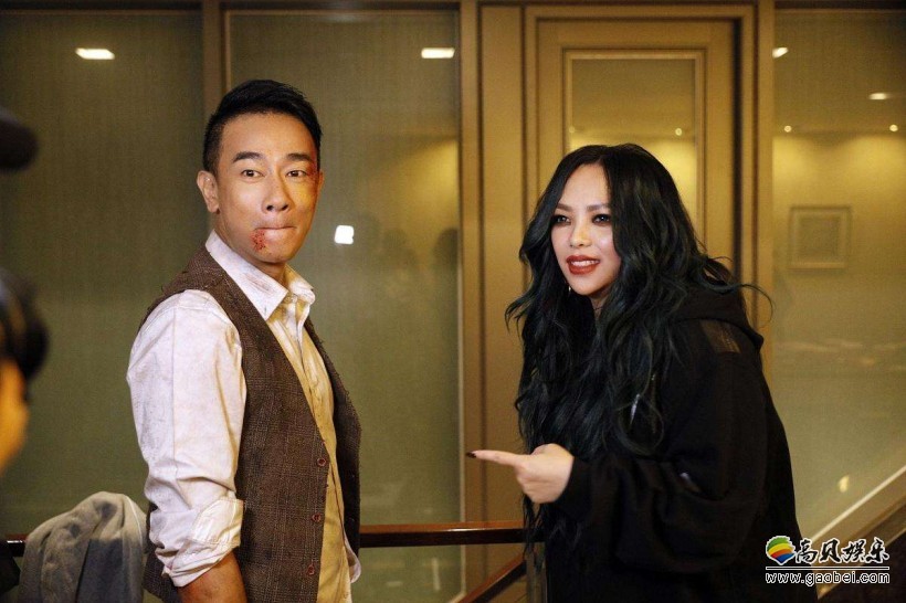 《你说了算》MV：张惠妹＆陈小春饰演亡命鸳鸯