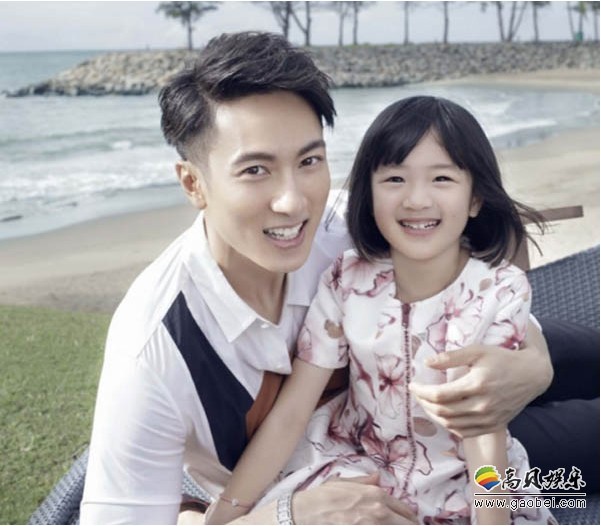 吴尊＆neinei拍摄写真：女儿公主颜值直逼爸爸