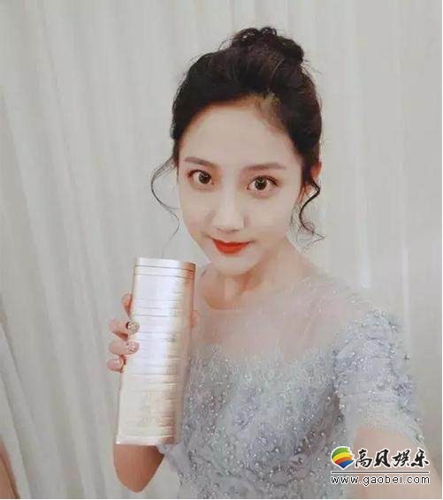 SNH48李艺彤生日会“梦之轨迹”：即将开场