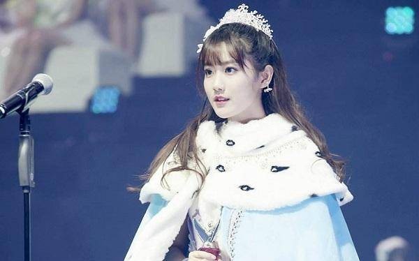 SNH48李艺彤生日会：为不当言行公开道歉