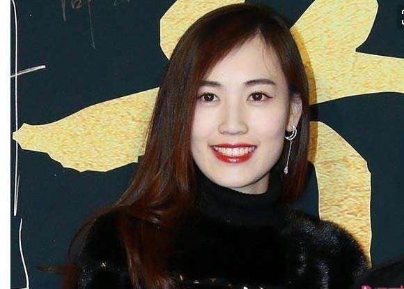 马蓉微博：首次发声阐明婚变事件自己态度