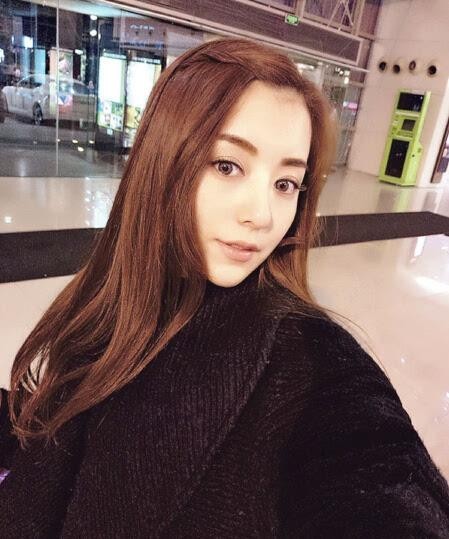 方媛晒出美照：生孩子都能把身材保持很好