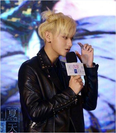 黄子韬爸爸称儿子：“韬哥”！笑翻众人