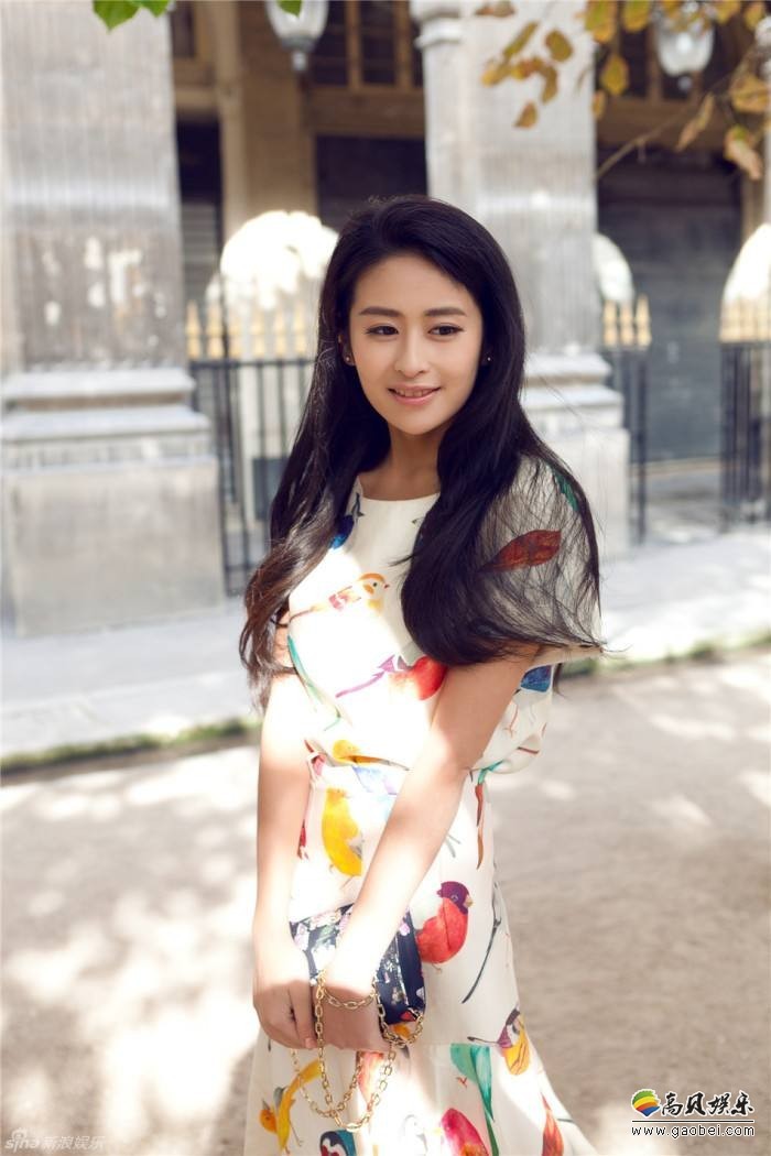 新晋妈妈颖儿更新微博：两个人就是比一个人要长得快