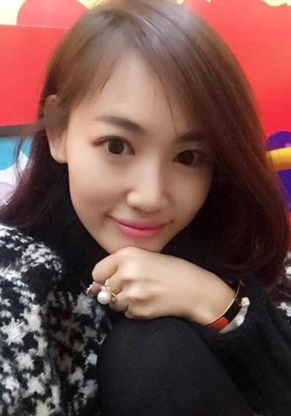 马蓉微博小号晒出自拍：还在配文里发表新年愿望