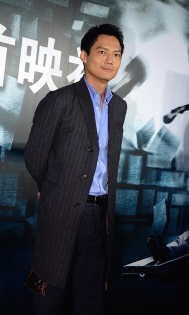 高圣远采购家电！是否与周迅婚变：经纪人否认