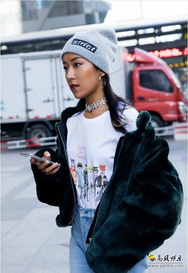 工作室曝光时尚街拍照：吉克隽逸零下温度玩转美丽时尚！温暖时髦