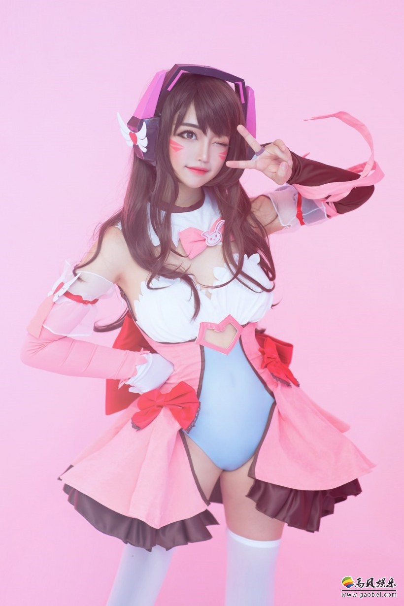韩国Coser妹子《守望先锋》D.Va的COS作品：展示美少女气质