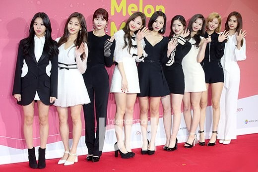 Twice、男团防弹少年团确定连续两日出席第32届金唱片颁奖典礼