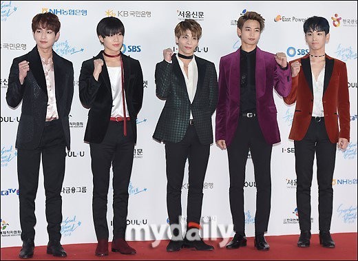 男团SHINee宣布2月的日本巨蛋巡演将正常举行  已做好面对准备