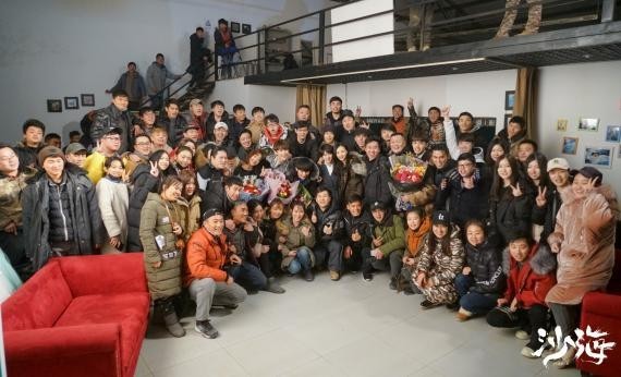 《沙海》圆满杀青：历经四个月艰苦拍摄，演员们也感慨“不容易”