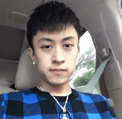 秦奋通过微博对近日微博小号进行澄清：不会参与这种网络舆论