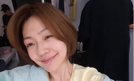 小S(徐熙娣)晒出崩溃痛哭影片：默默哭了2分钟！思念已逝父亲