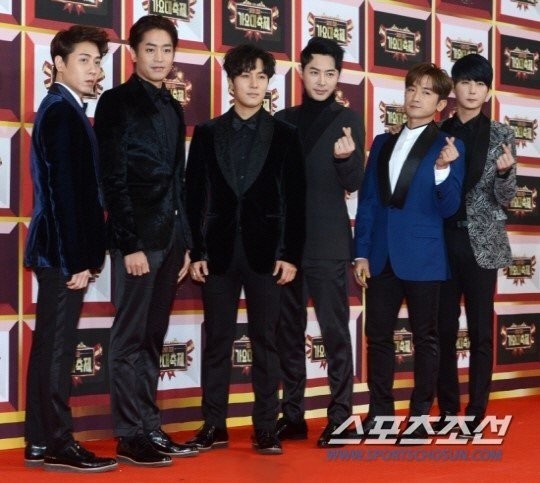 CI ENT方面表示  国内外粉丝前往金烔完的住所的事件不断增加