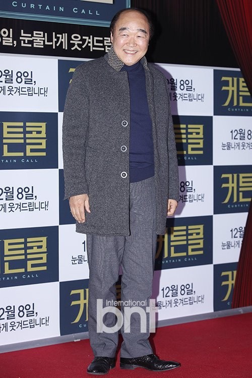 《花游记》中饰演沙悟净的演员张光在16日前往片场途中遭遇交通事故