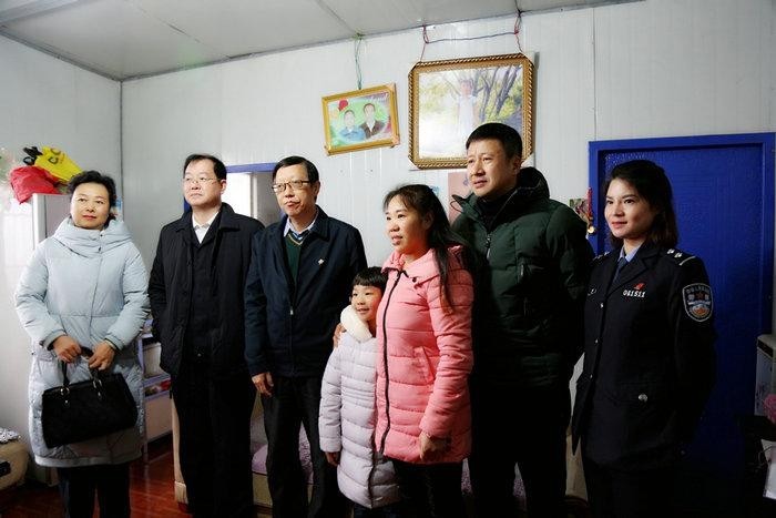演员张国强作为爱心大使：参与“打拐被解救儿童集中救助活动”