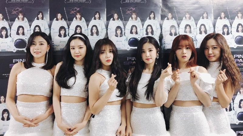 和歌迷见面的 Apink  决定把歌迷的爱分享给更多有需要的人