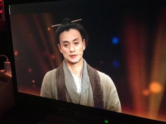 演员的诞生收官周一围夺得冠军朱丹祝贺老公的夺冠