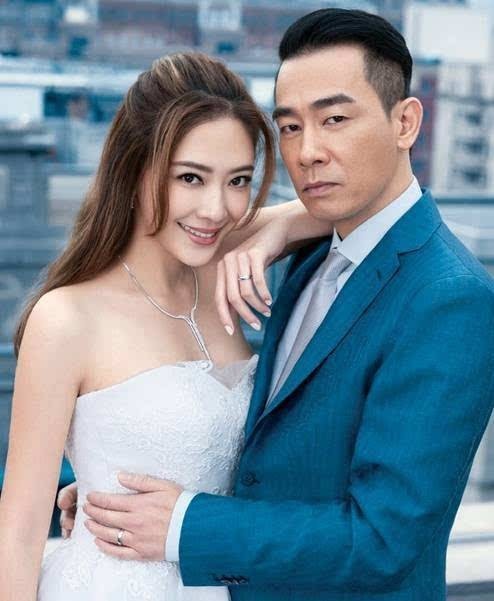 台湾媒体报道:陈小春带着老婆上综艺!女客人奇怪言论震惊陈小春 台湾媒体报道:陈小春带着老婆上综艺!女客人奇怪言论震惊陈小春