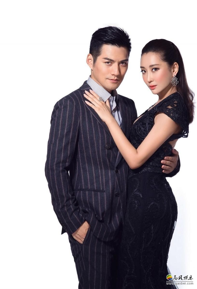 严屹宽宣布妻子杜若溪怀孕！晒夫妻合照：正好又是生日，双喜临门