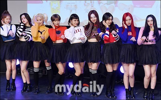 女团MOMOLAND的新曲被指抄袭俄罗斯组合  新沙洞老虎否认抄袭
