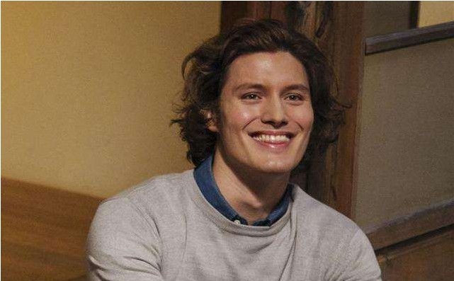 周华健28岁混血儿子：模样帅气，气质优雅！很有爸爸年轻时候风采