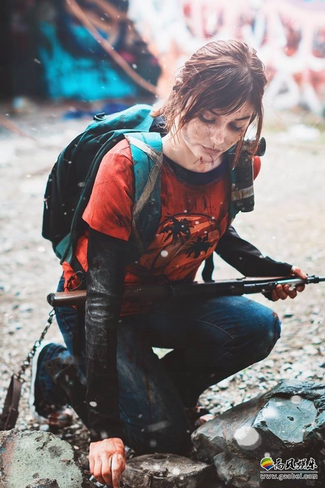 国外美女Coser Ri Care：高质量《最后生还者》Cos照片！十分注重细节
