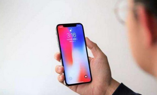俄罗斯双胞胎向苹果公司索赔：iPhone X手机无法有效辨别二人面部特征