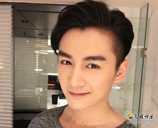 陈晓曝光自己写剧本大纲:故事漏洞百出,前言不搭后语,非常搞笑 陈晓曝光自己写剧本大纲:故事漏洞百出,前言不搭后语,非常搞笑