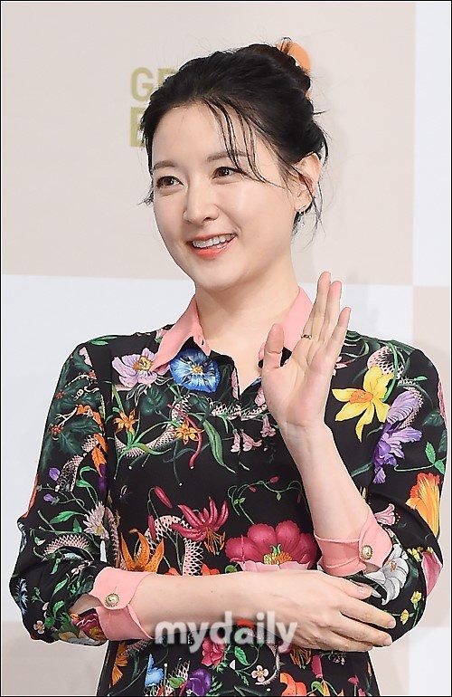 李英爱去年为患癌儿童捐献了1亿韩元   本人不希望声张