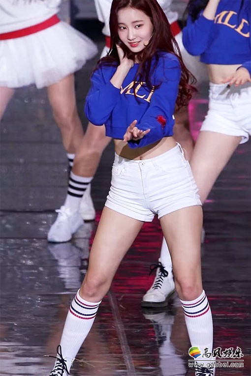 MOMOLAND 韩国女团饭拍秀 拍摄日期：180130【24合集 6.49 GB】