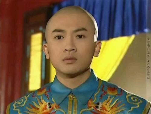 《还珠格格》再次在春节重播！“五阿哥”苏有朋微博晒出《还珠》剧照
