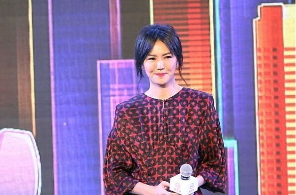 新专辑香港媒体见面会：孙燕姿透露了怀孕心情！第二胎是儿子也不错