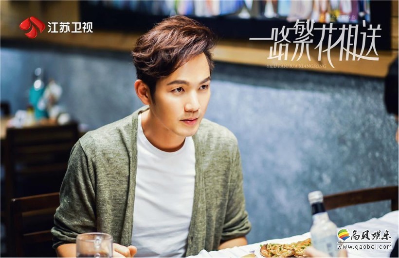 随着《一路繁花相送》的开播：可以预见荧屏将再度掀起一阵型男热潮