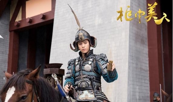 2018开年：陈若轩双剧齐发势头，霸屏寒假春节档！古今角色各具魅力