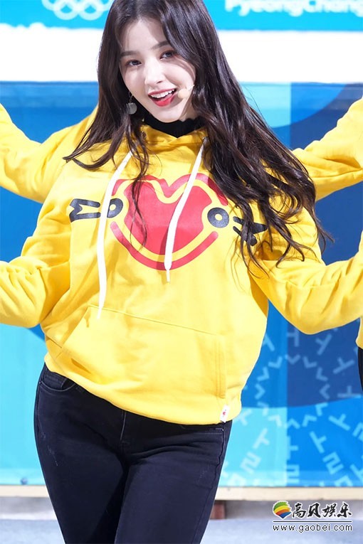 MOMOLAND 女团饭拍秀 拍摄日期：180215【5合集 2.44 GB】