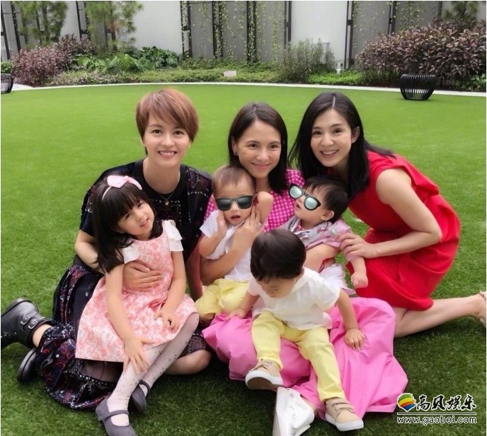 梁咏琪社交网站晒出与李心洁、许茹芸：参加杨采妮儿子生日party照片