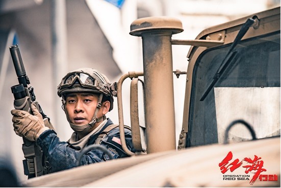 《红海行动》热映中：票房即将突破25亿，正式挺进中国票房排行榜前5