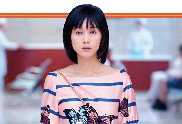王子文在自己生日当天开启直播与网友互动：透露《欢乐颂3》相关信息