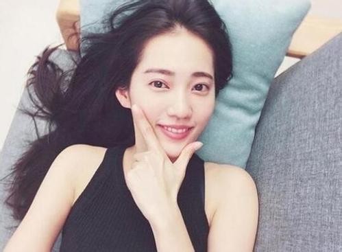 王棠云20年来首度剪短发：过去都是长发亮相！难得头发剪短到肩膀
