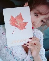 朴信惠亮相香奈儿CHANEL 2018秋冬秀场   优雅知性