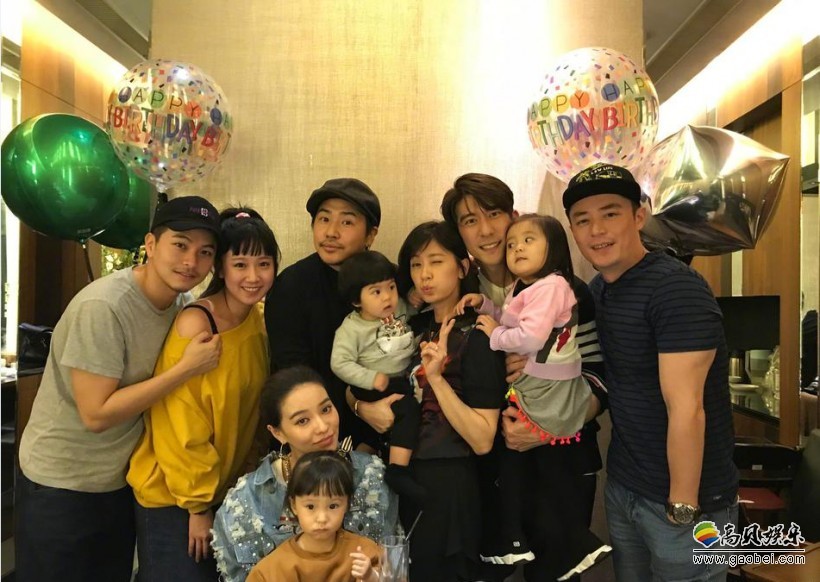 修杰楷过岁生日：贾静雯晒出生日聚会照片！霍建华、欧弟一家到场祝贺