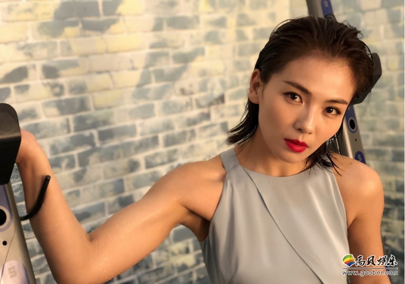 刘涛晒出健身视频：化身“健身”狂人！“健身博主”称号绝非虚名