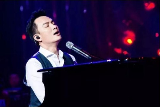《歌手》2018：李泉解锁新曲风，携手伴唱挑战灵魂乐《想爱你》