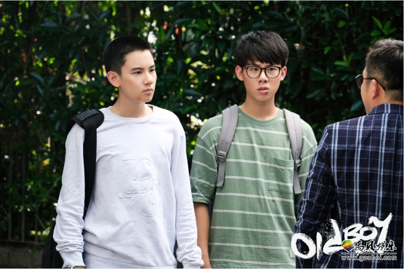 《老男孩》正在湖南卫视金鹰独播剧场热播：该剧公布了“胡先煦特辑”