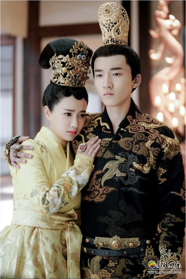 《凤囚凰》昔日小白兔蜕变为深宫“计”妇：大家对红袖角色更为看好
