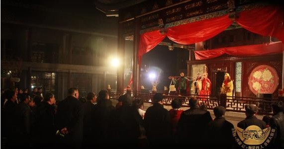 《财迷》看似讲述爱财故事：却蕴含“亲情觉醒”价值观！充满了正能量