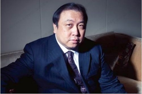 王晶指责“网络电影集体盗窃香港IP”并愤而离席：主办方代表已经和解
