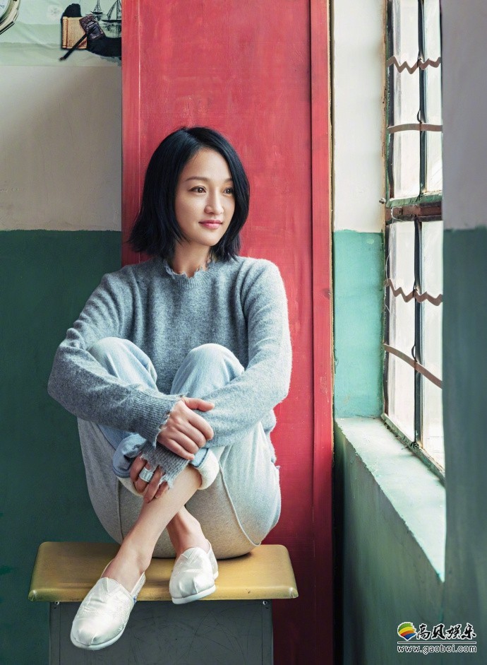 公益活动为偏远地区孩童健康成长提供帮助：爱心大使周迅现场开心互动