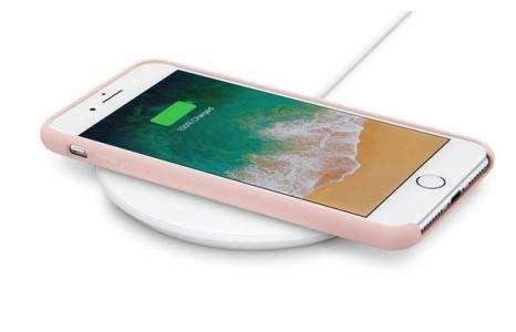 苹果已经在筹备iPhone SE2代:该机屏幕为4.2英寸!将支持无线充电功能 苹果已经在筹备iPhone SE2代:该机屏幕为4.2英寸!将支持无线充电功能